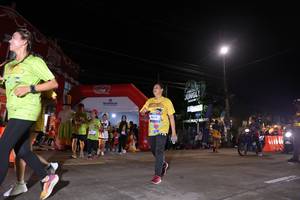 BIB: 4612
                            <button type="button" onclick="openModal(26231931)" class="btn btn-primary btn-sm float-right btn-popup" data-toggle="modal" data-target=".modal-high-quality">
                        <i class="fas fa-shopping-cart"></i> Add to Cart
                    </button>
                                            <button type="button" onclick="isThisMe(26231931, true)" class="btn btn-success btn-sm float-right btn-popup btn-isme hidden" data-toggle="tooltip" data-placement="bottom" title="นี่คือรูปของคุณใช่ไหม คลิกที่นี่เพื่อเอาเข้าอัลบั้ม">
                        <i class="fas fa-plus"></i> Add to album
                    </button>
                    <button type="button" onclick="isThisMe(26231931, false)" class="btn btn-warning btn-sm float-right btn-popup btn-isnotme hidden">
                        <i class="fas fa-ban"></i> Remove from album
                    </button>